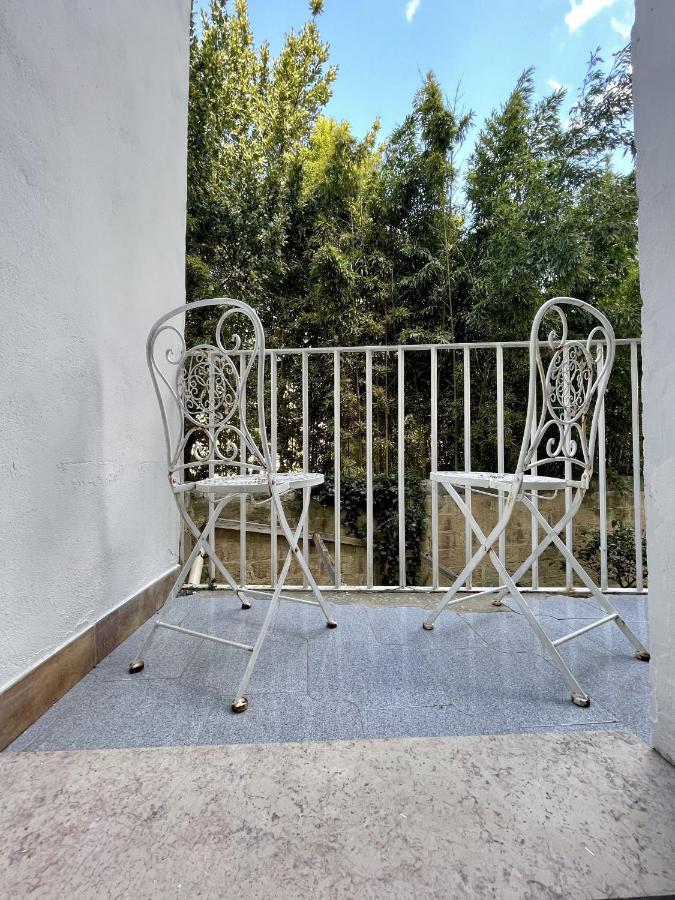 4 Balconi Rooms Paladini B&B E Appartamenti Лечче Экстерьер фото